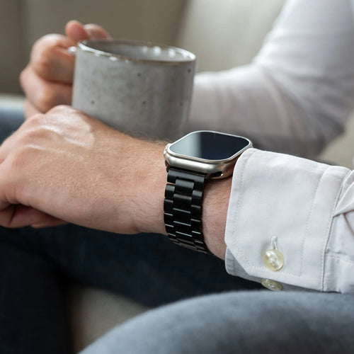 Steel Strap, dark grey, lifestyle photo