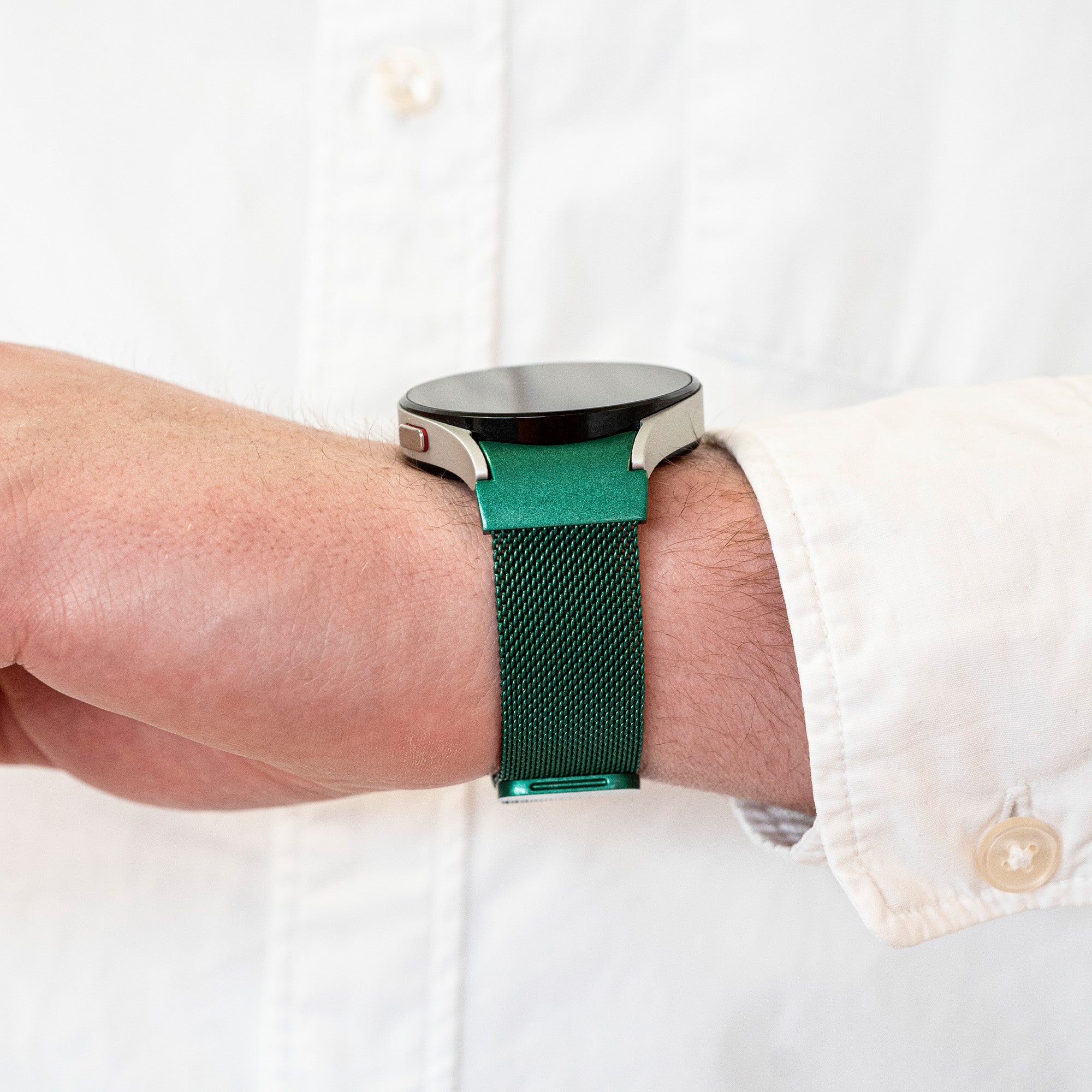 Milanese Strap 'One Push', green, lifestyle photo