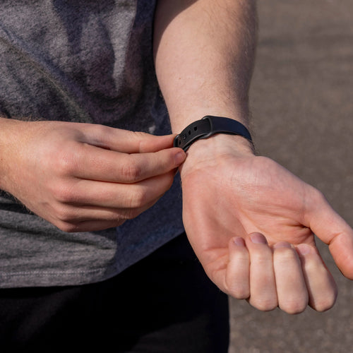 Silicone Strap 'Classic', black, lifestyle photo