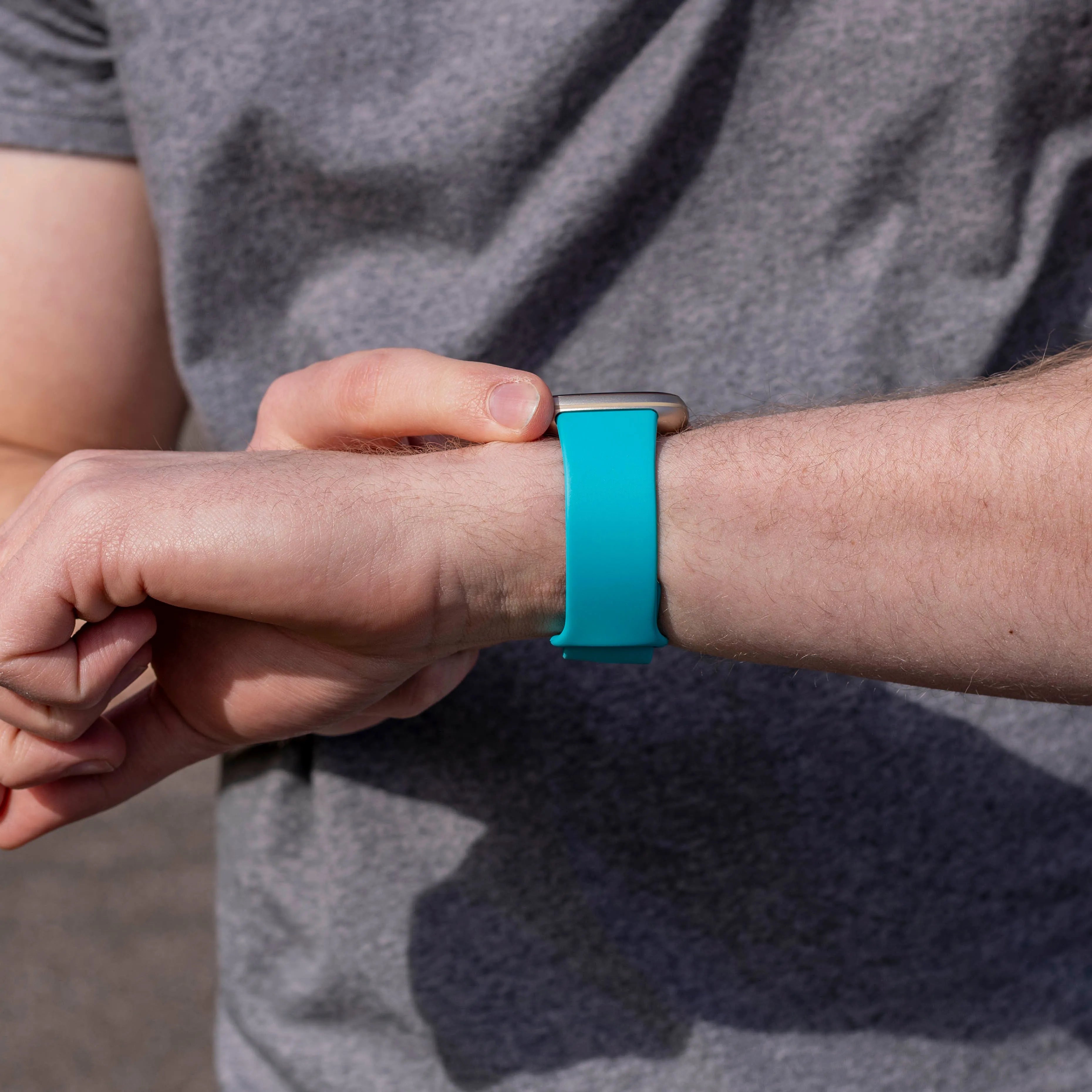 Correa silicona clásica Fitbit Sense 2 (agua)