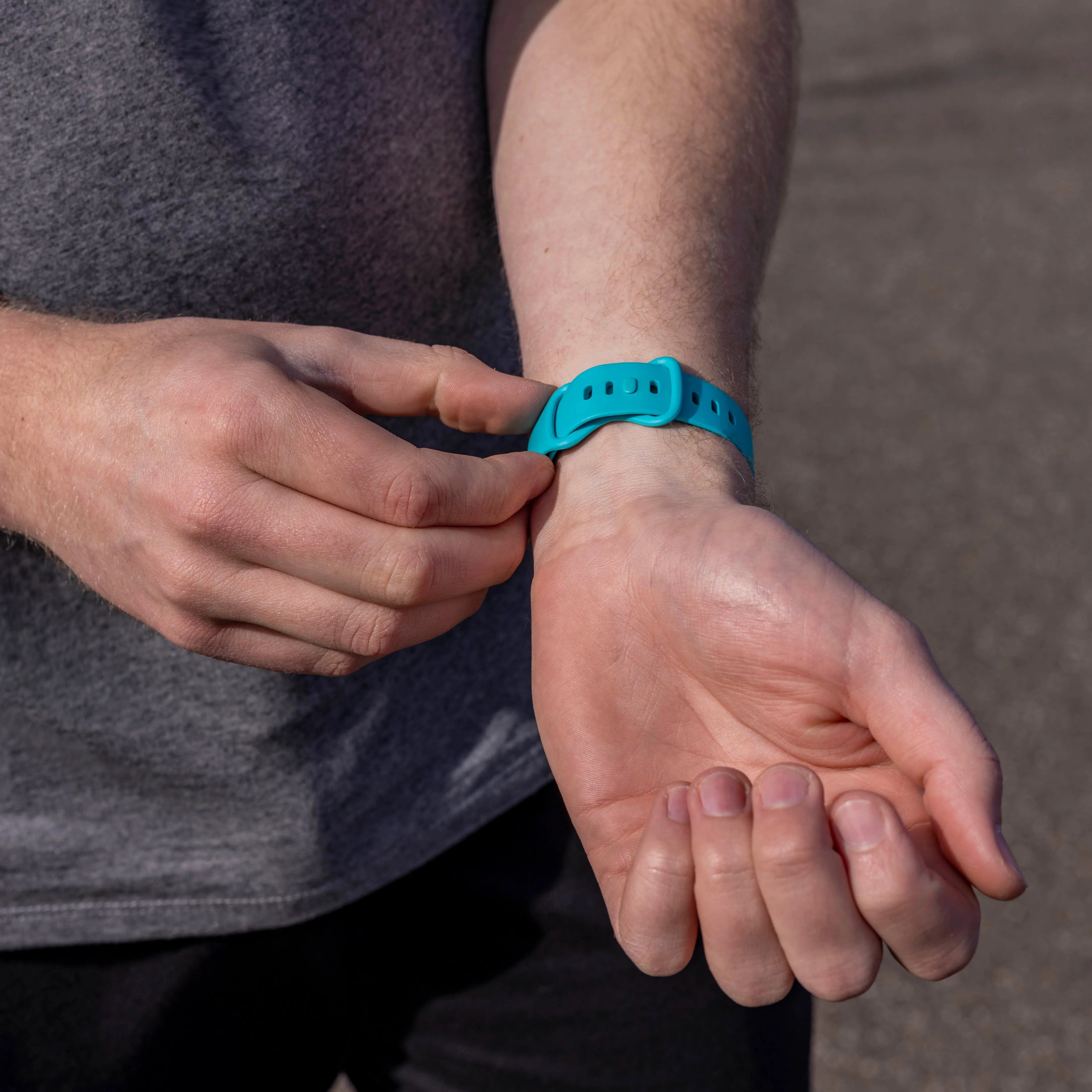 Correa silicona clásica Fitbit Sense 2 (agua)