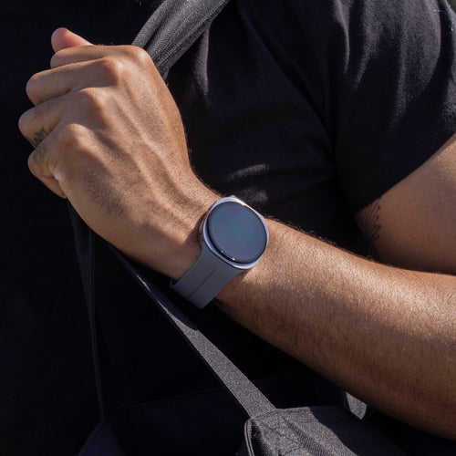 Samsung Galaxy Watch 8 - 44mm D-Buckle Silicone Strap (Dark Grey)