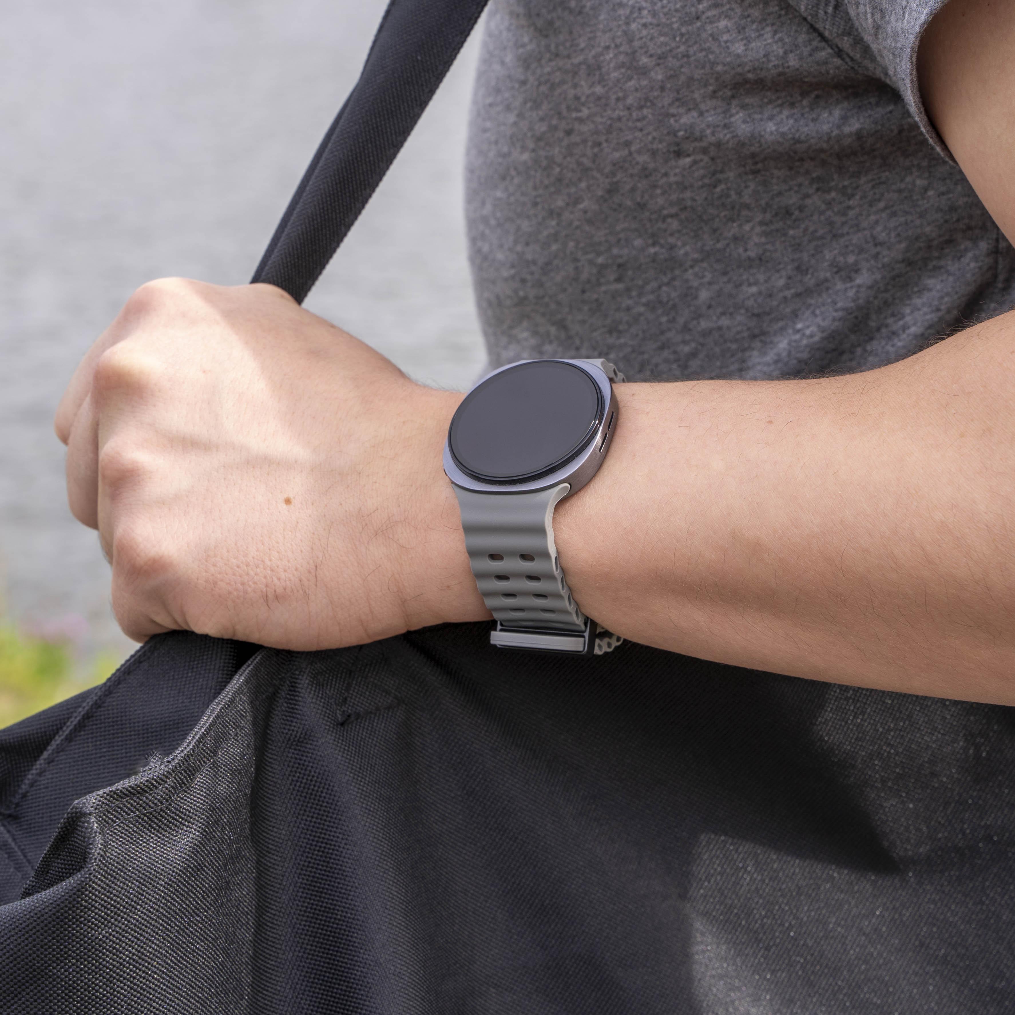 Samsung Galaxy Watch 8 - 44mm Ocean Strap (Grey)