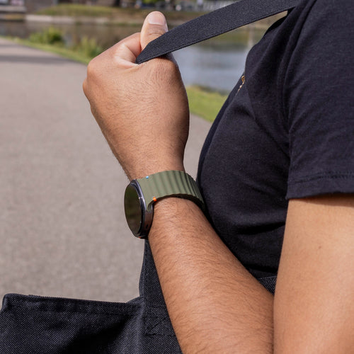Correa silicona Wave Samsung Galaxy Watch 8 Classic (verde militar)