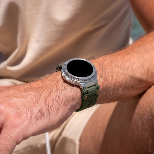 Correa silicona 'Explorer' Samsung Galaxy Watch 8 40mm (verde con titanio)