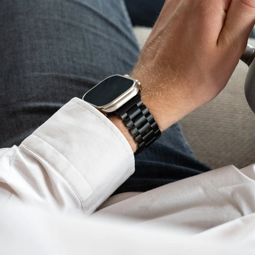 Steel Strap, dark grey, lifestyle photo