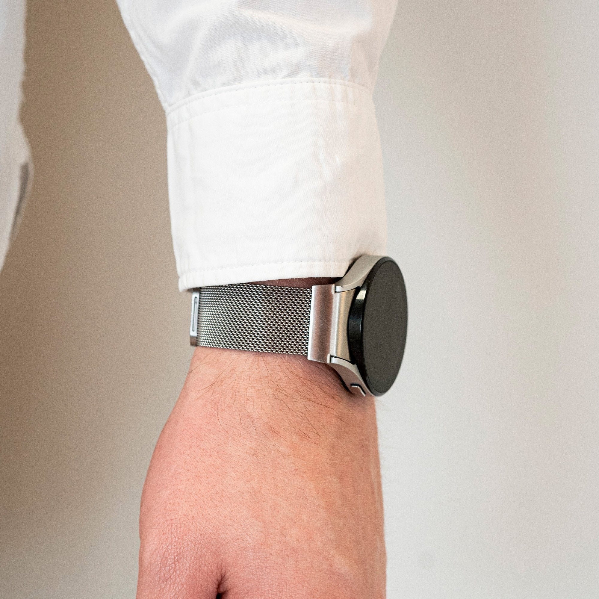 Milanese Strap 'One Push', silver, lifestyle photo