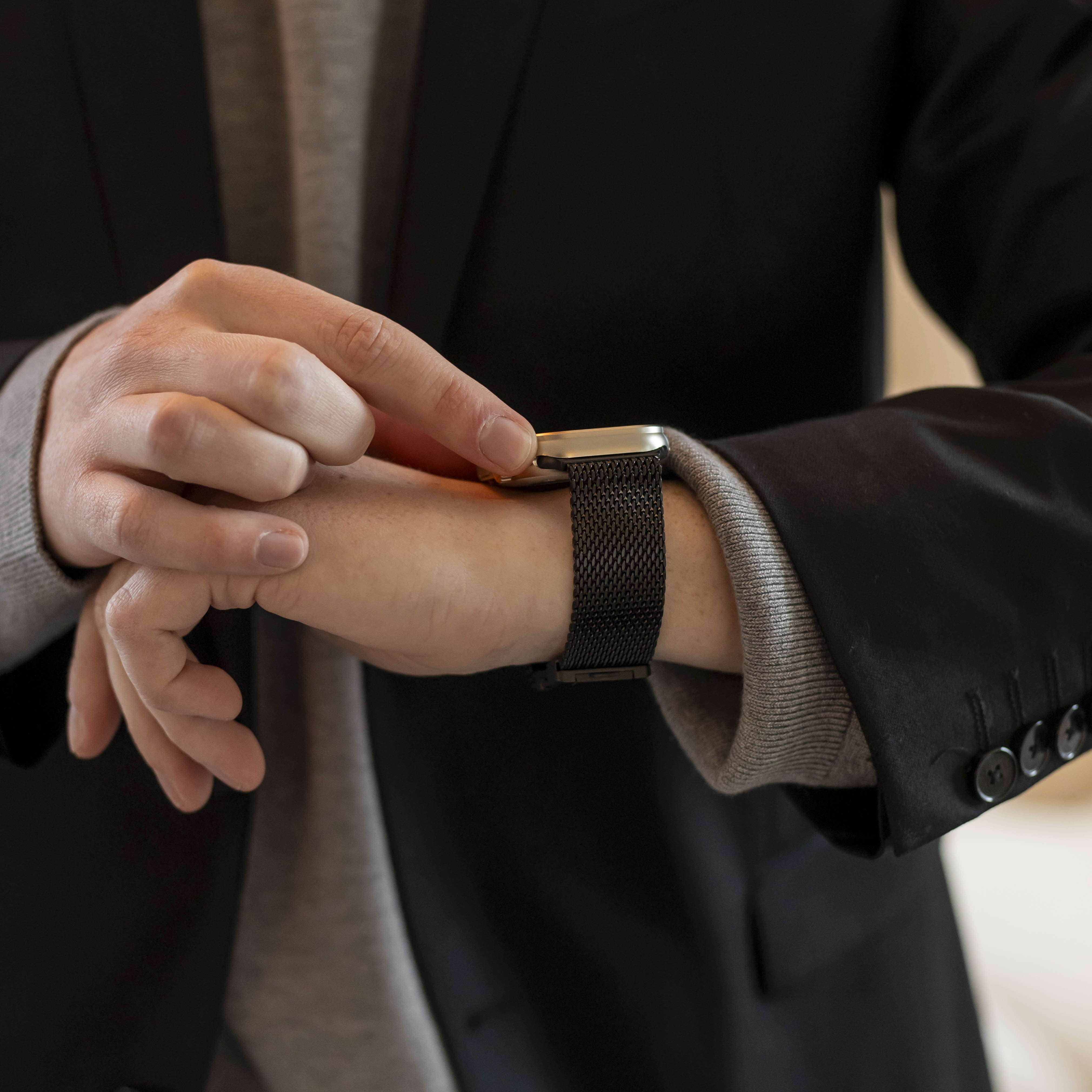 Bandz Correa milanesa Loop con hebilla-P Apple Watch Ultra (negro)