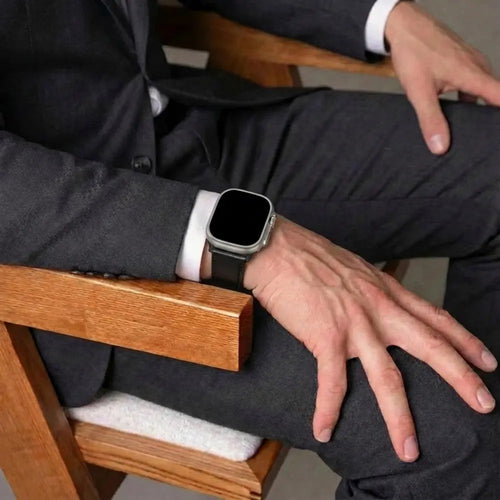 Nomad Modern Apple Watch Leather Strap (Black)