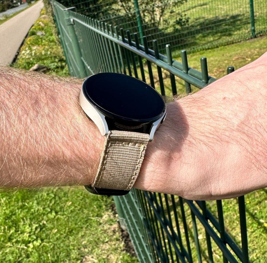 Correa nylon con hebilla Samsung Galaxy Watch 3 45mm (caqui)