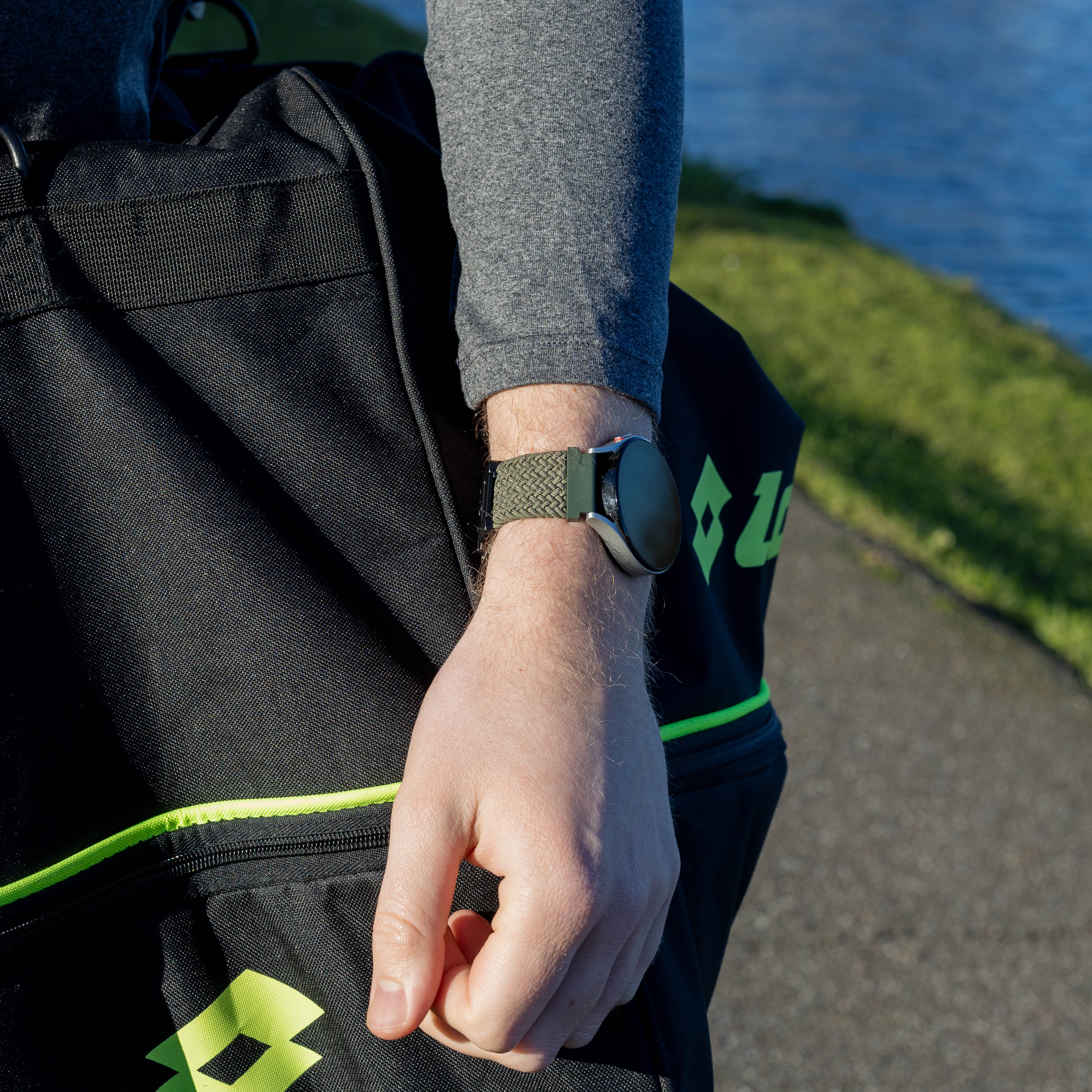 Correa trenzada con hebilla Garmin Vivoactive 6 (verde)