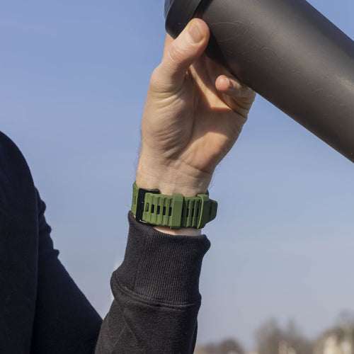 Correa silicona con hebilla Garmin Fenix 8 Pro - 51mm (verde oscuro)
