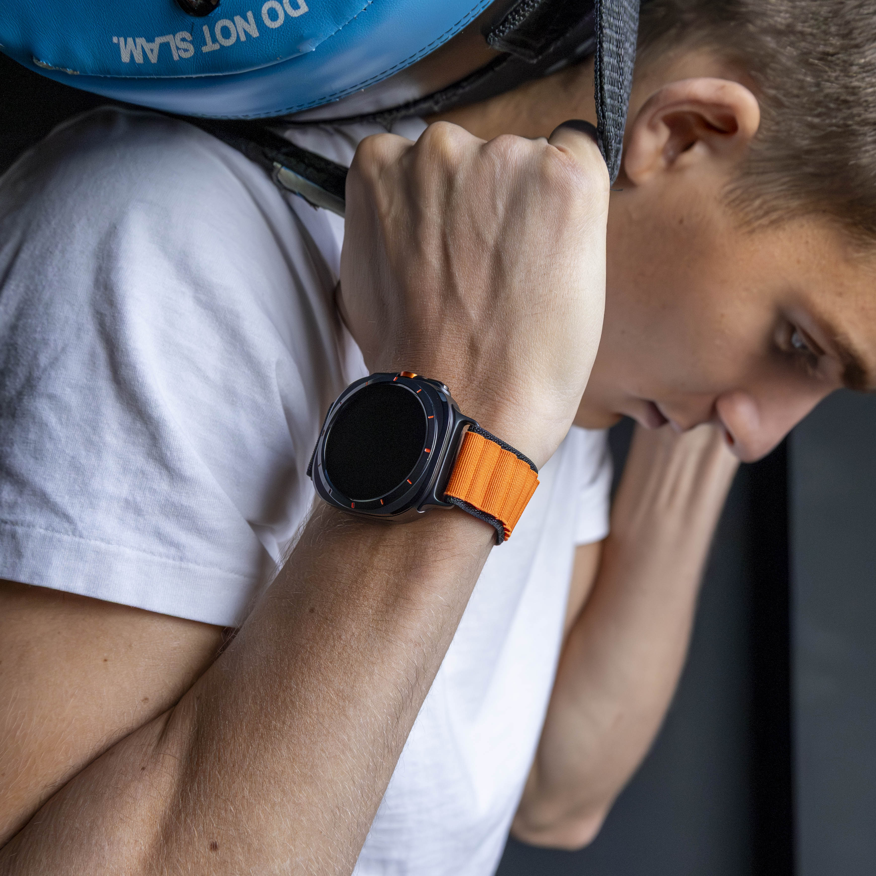 Correa Alpine nylon Samsung Galaxy Watch Ultra 2 (negro/naranja)
