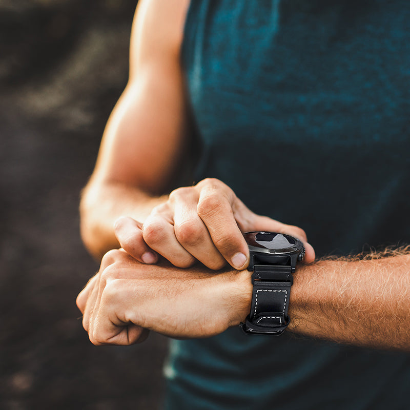Correa cuero 'Premium' Garmin Fenix 8 - 47mm (negro)