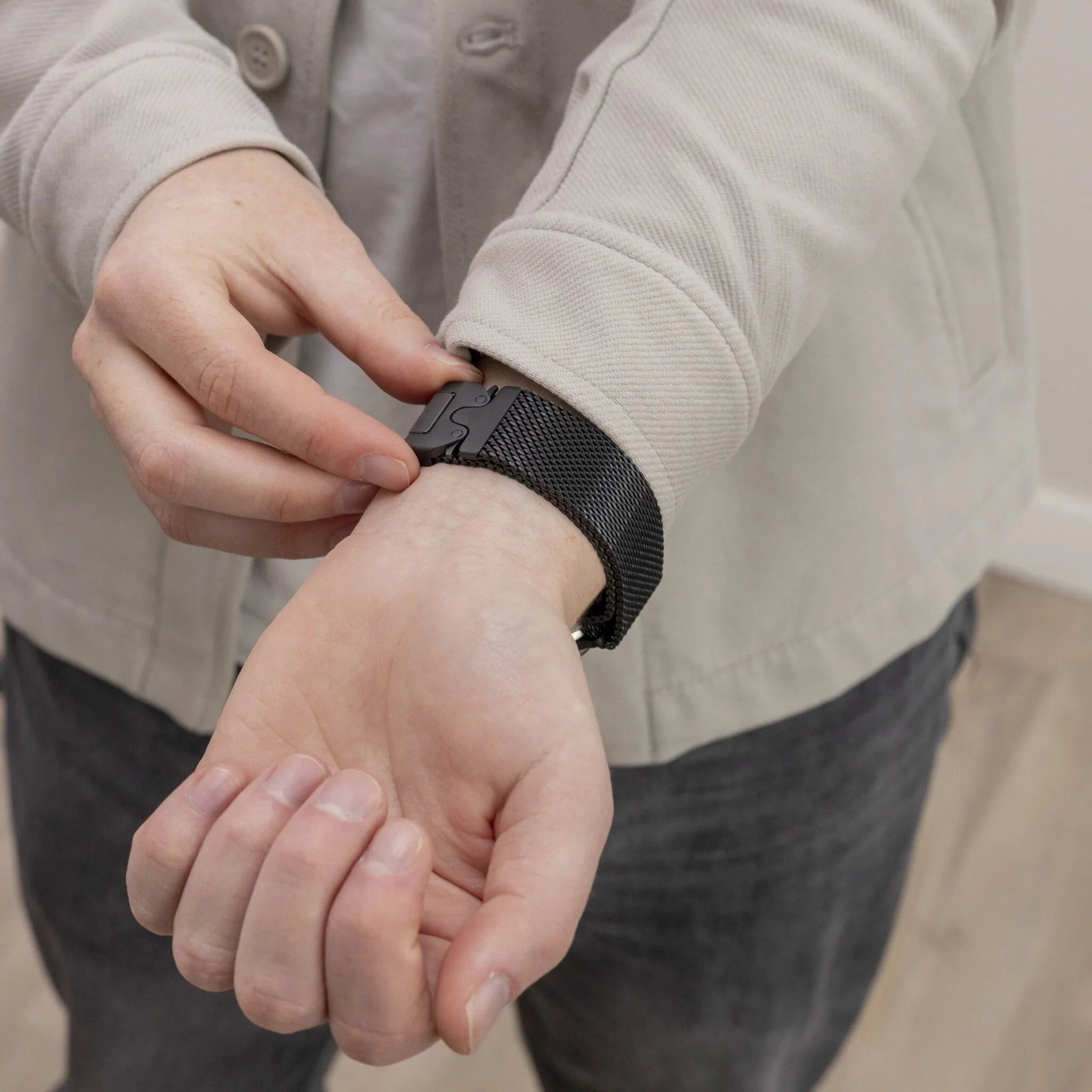 Correa Milanesa de titanio Apple Watch (negro)