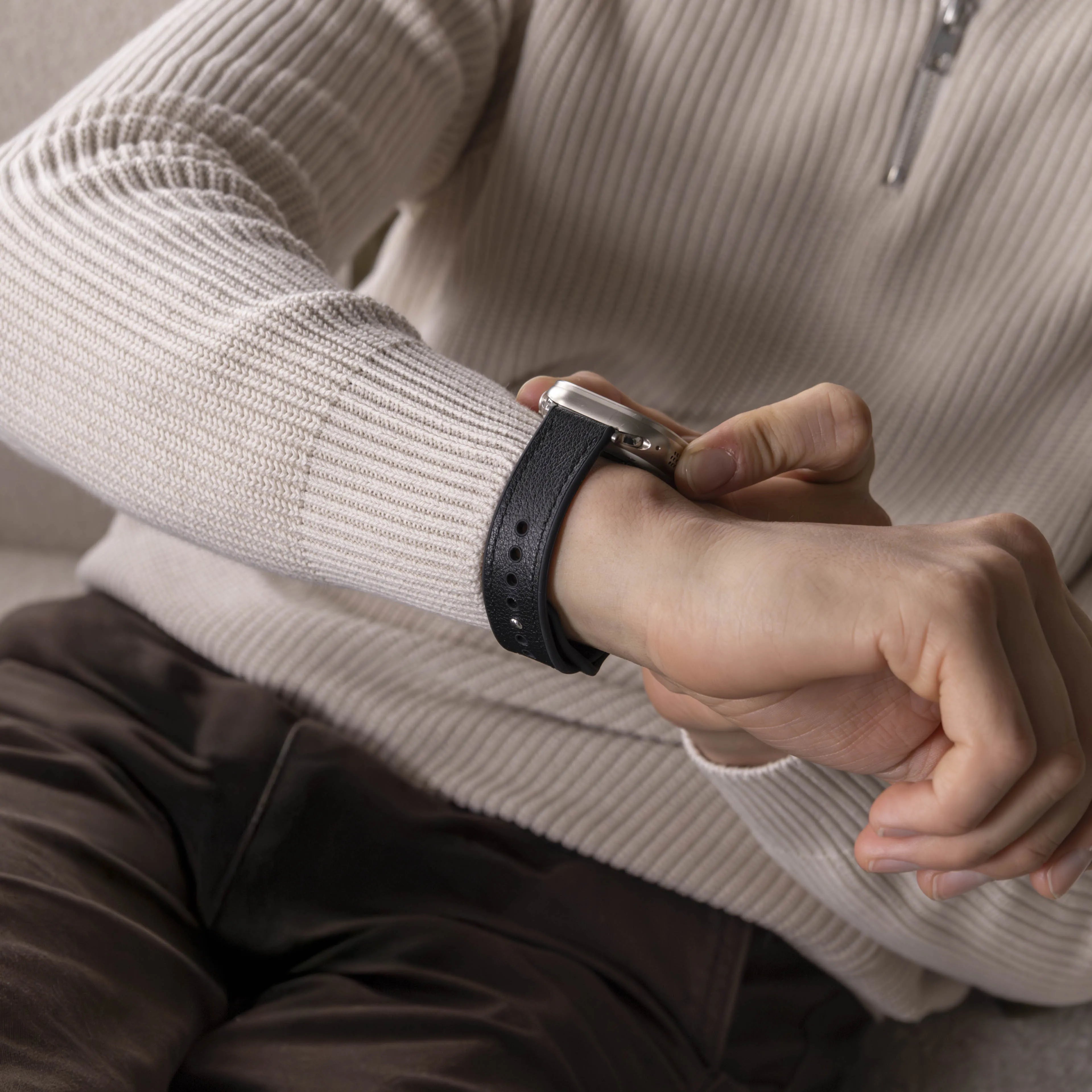 Correa híbrido cuero Apple Watch (negro)