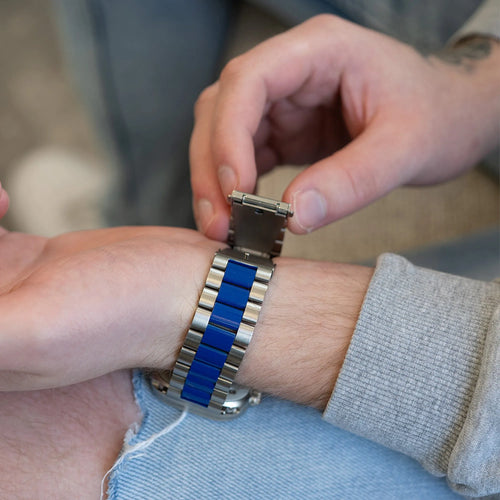 Steel Strap, silver/blue, lifestyle photo