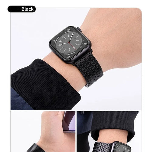 Metal Mesh Strap 'Deluxe', black, lifestyle photo
