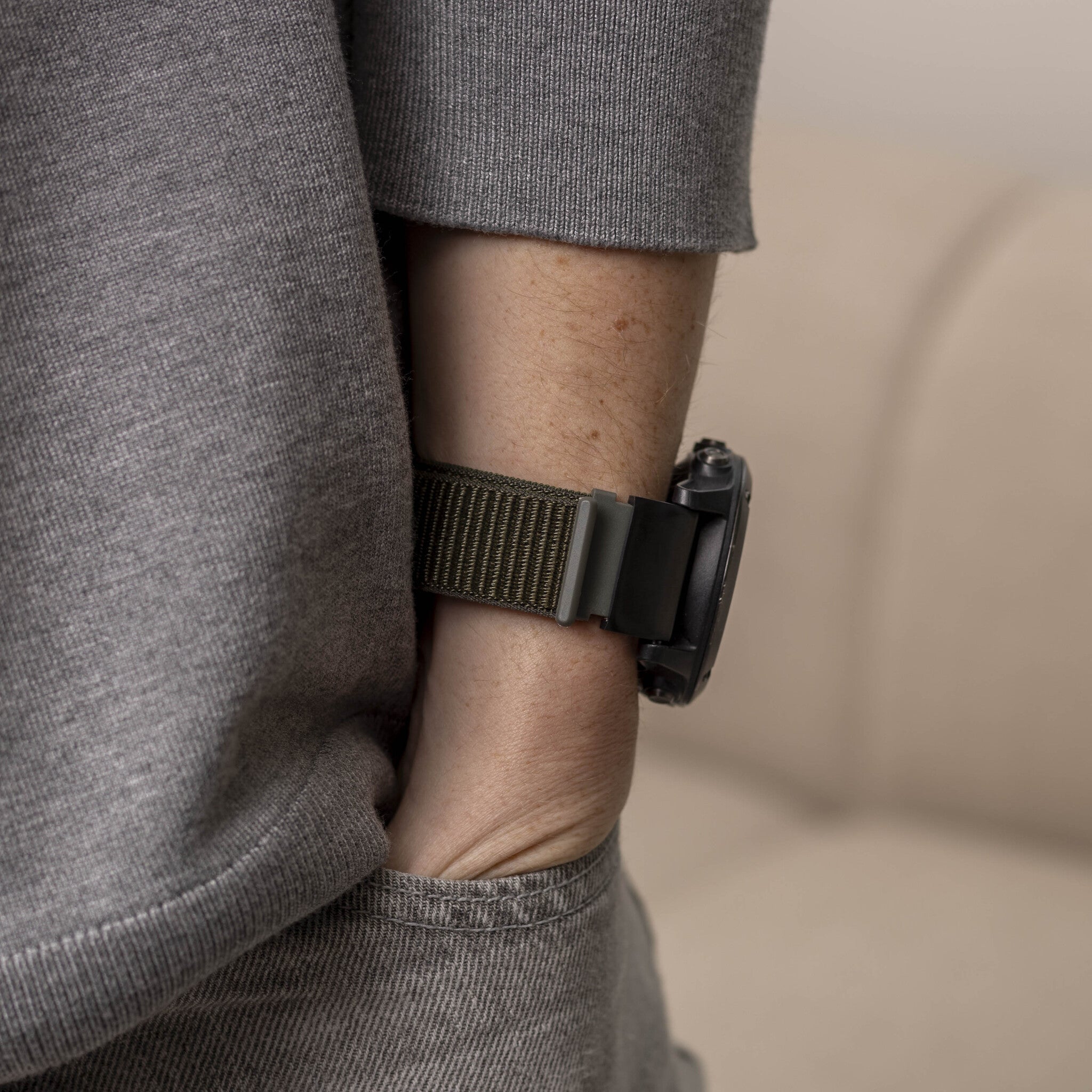 Correa nylon Garmin Fenix 8 Pro - 51mm (verde militar)