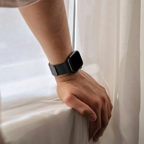 Apple Watch Milanese Strap with Buckle (Black)