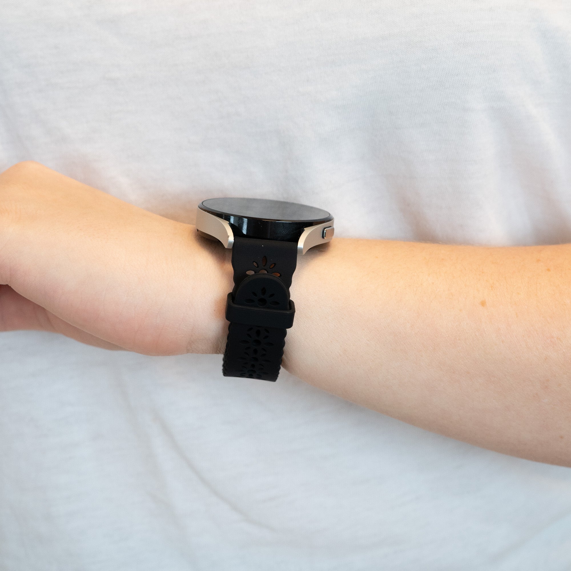 Bandz Gard Pro Health Smartwatch 3 - 41mm Patterned Silicone Strap (Black)