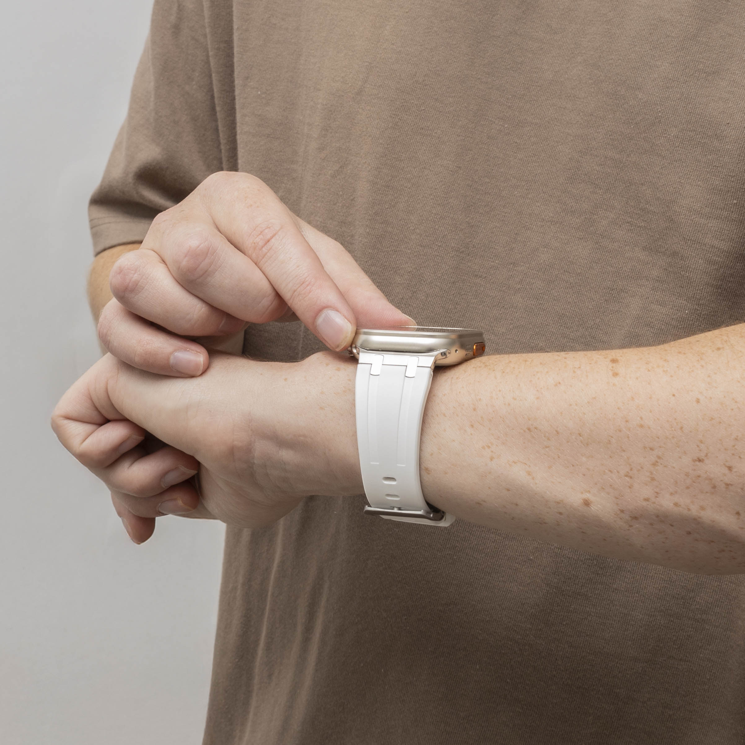 Bandz Apple Watch Ultra Silicone Strap 'Luxe Liquid' (White/Silver)