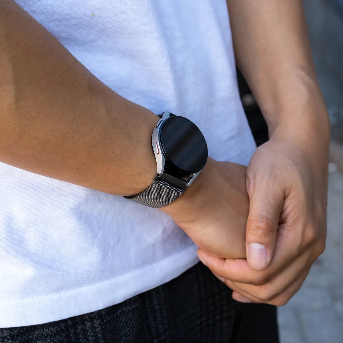 Coros Apex 2 Pro Milanese Strap (Black)