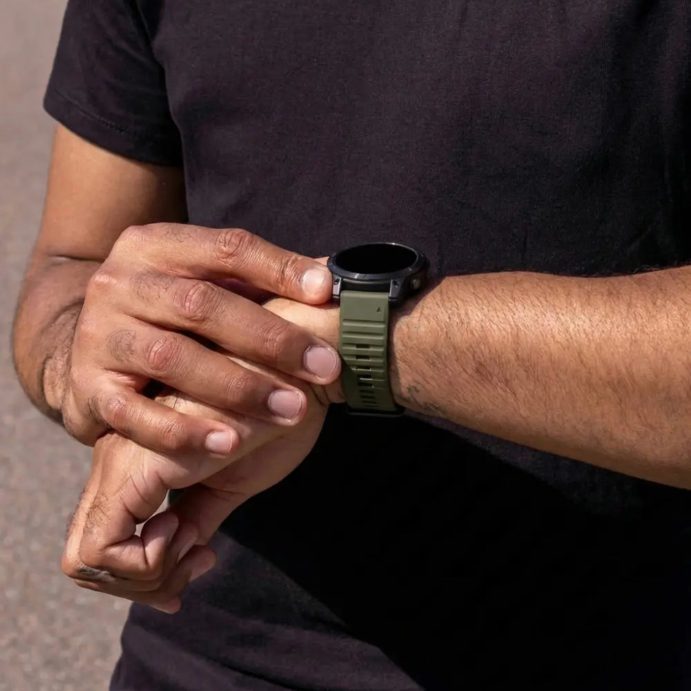Correa silicona robusto Garmin Fenix 5 / 6 (verde militar)