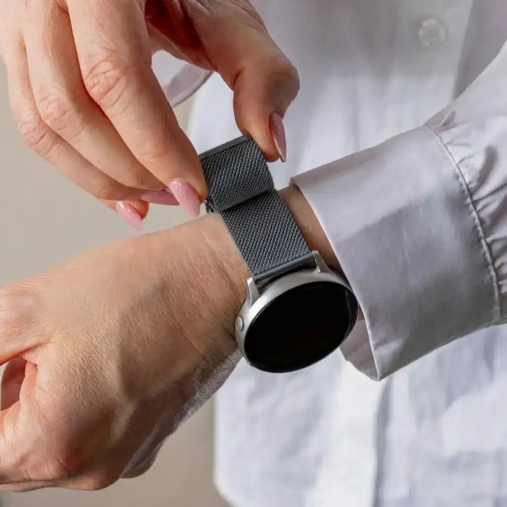 Correa reloj 18mm milanesa - universal (gris espacial)
