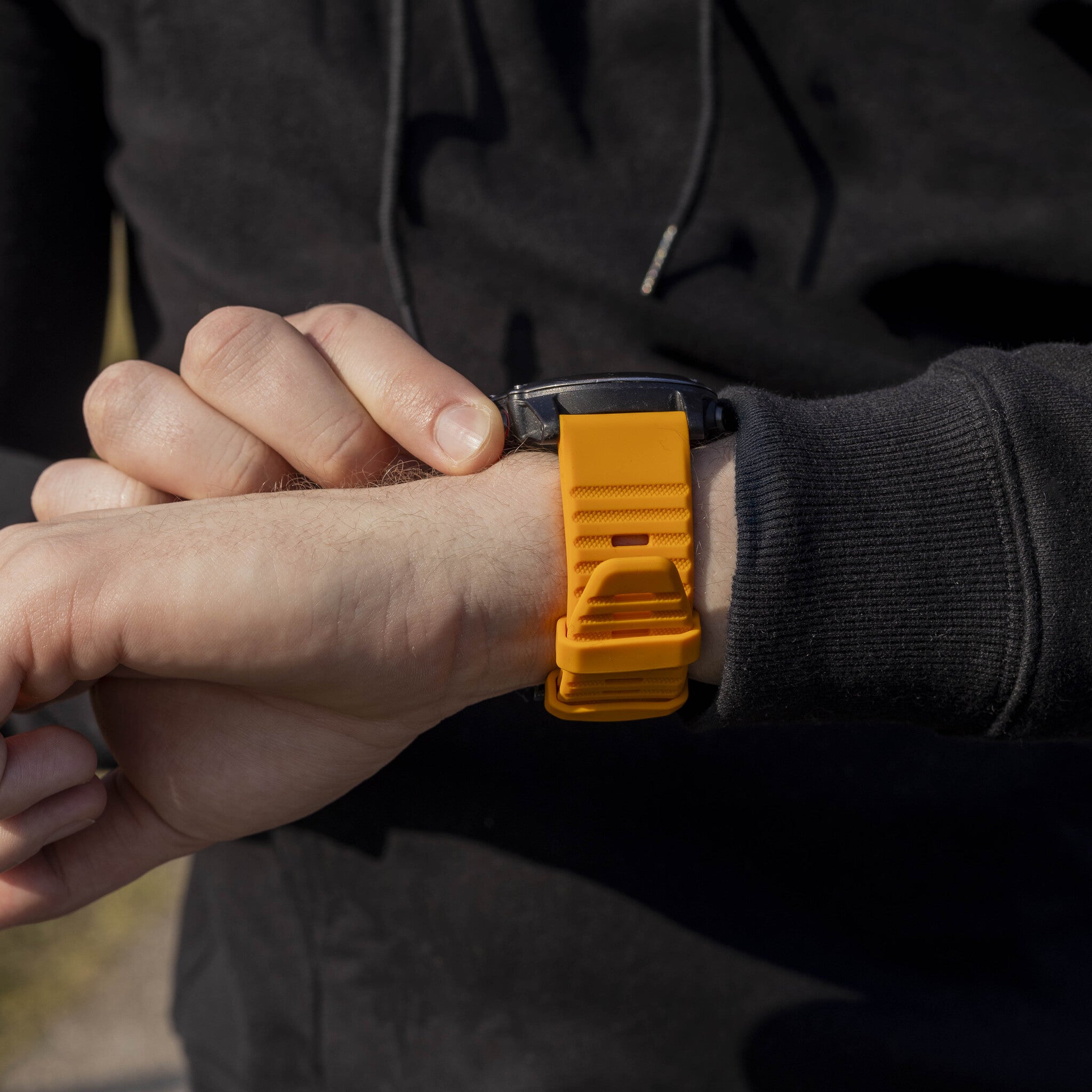 Bandz Correa silicona con hebilla Garmin Quatix 8 - 51mm (naranja)