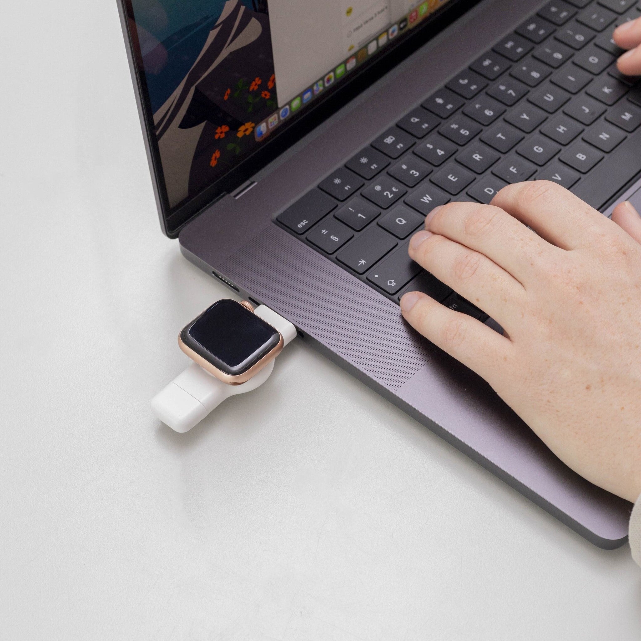 Mini cargador con USB-A & USB-C Apple Watch