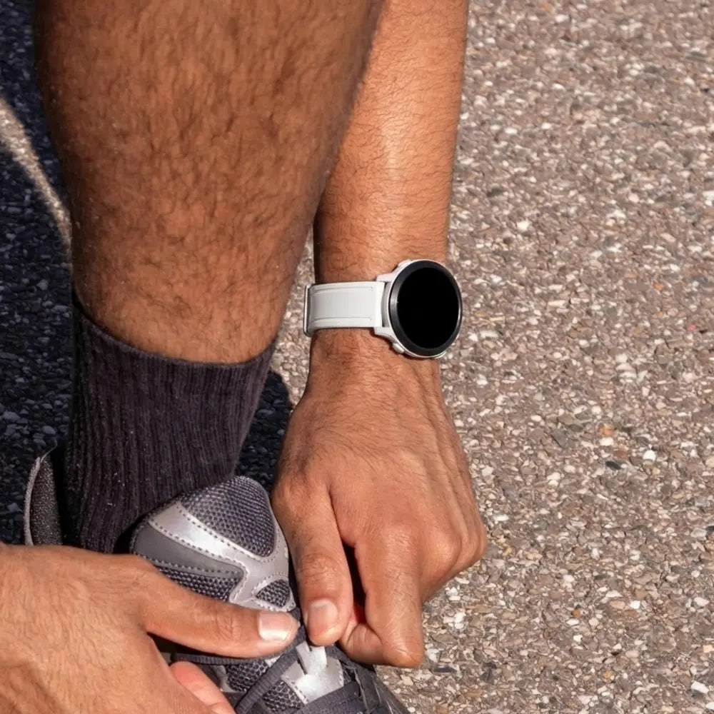 Bandz Garmin Fenix 5s-6s Buckled Silicone Strap (White)