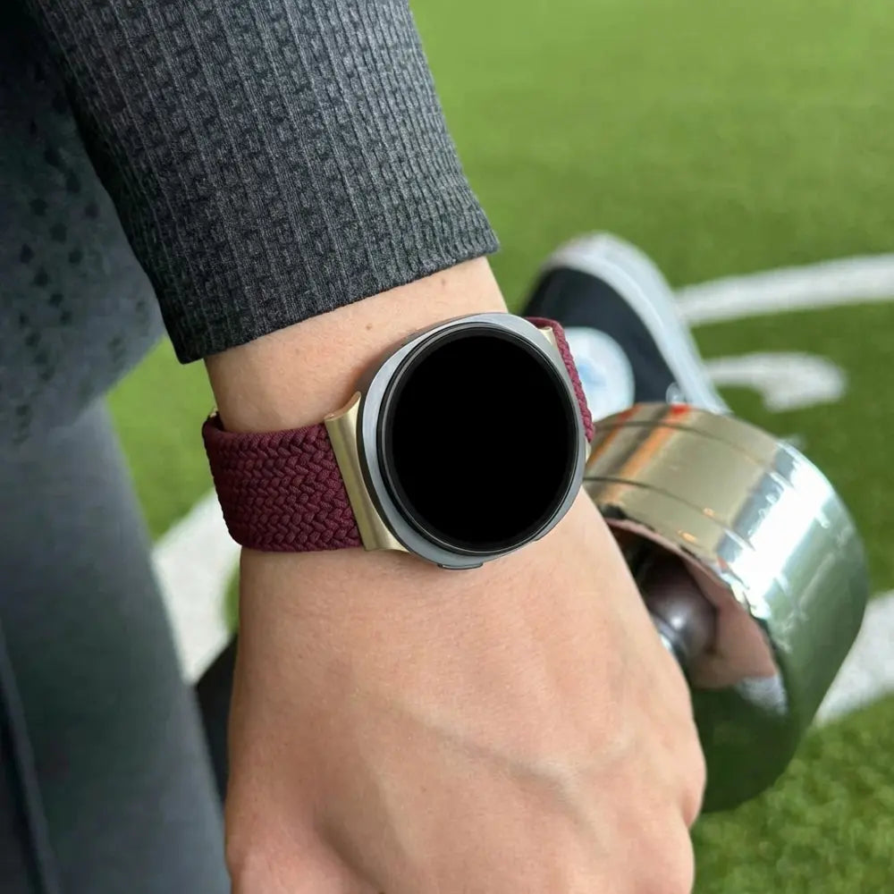 Bandz Correa trenzada magnética Samsung Galaxy Watch 8 Classic (bordeos)