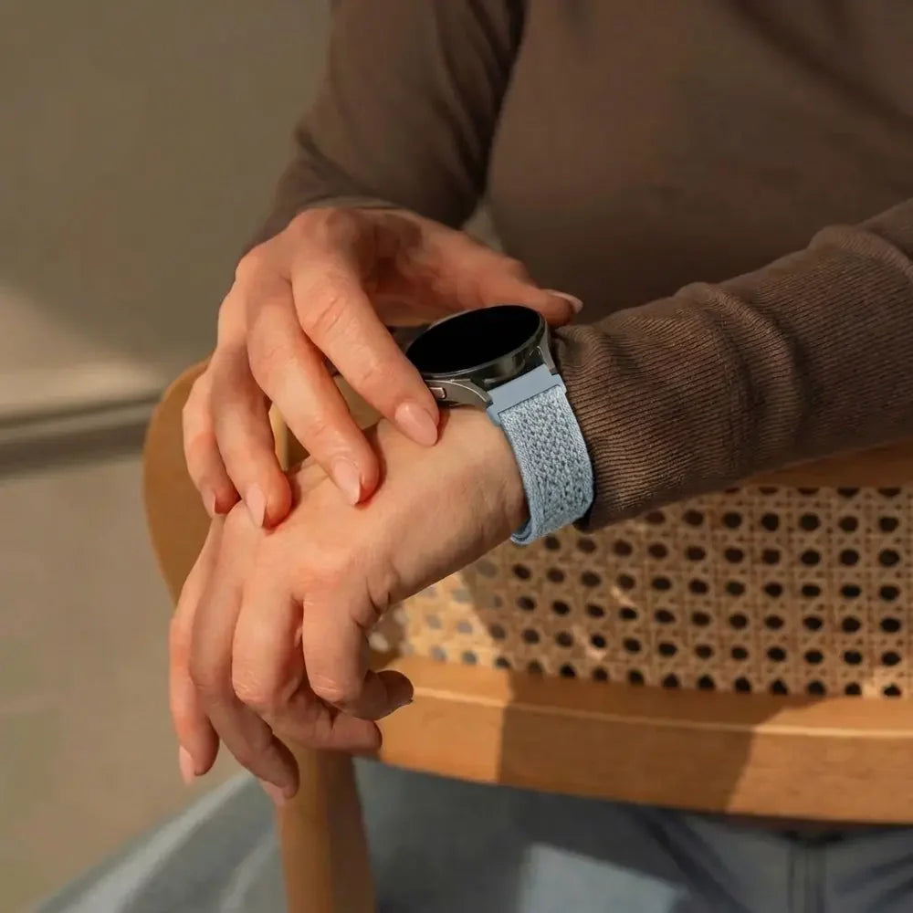 Bandz Garmin Venu 2s Vintage Nylon Strap (Light Blue)