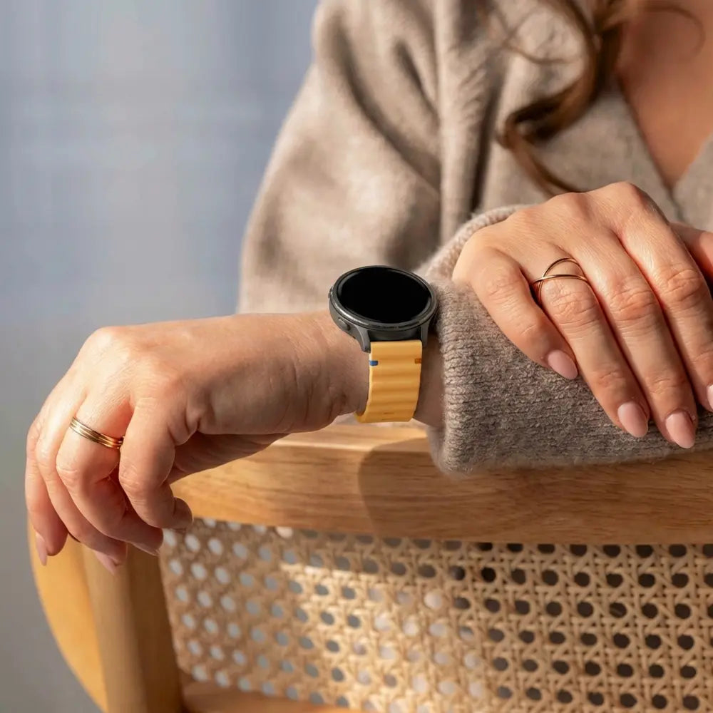 Bandz Correa silicona 'Wave' Garmin Venu 4 - 41mm (amarillo oscuro)