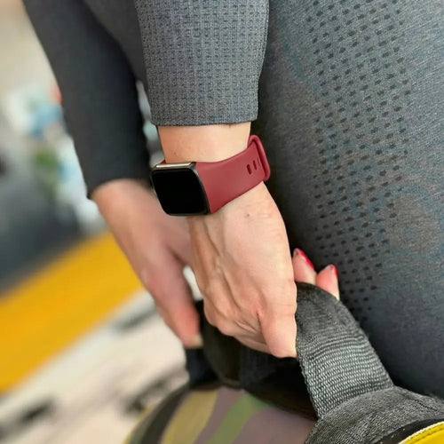 Fitbit Charge 6 Silicone Strap (Red)