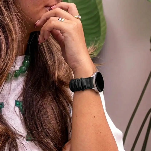 Garmin Vivoactive 6 Scrunchie Strap (Black)