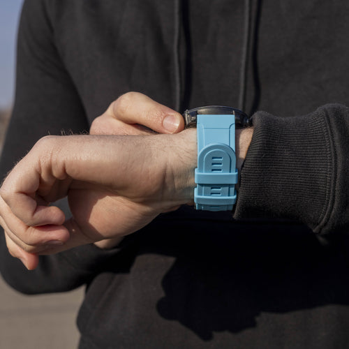 Correa silicona brillante Garmin Fenix 7x (azul claro)