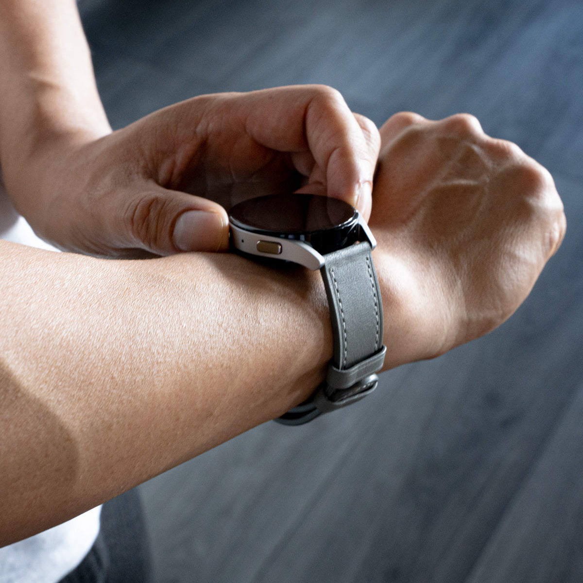 Correa cuero moderna Amazfit Active 2 (gris)
