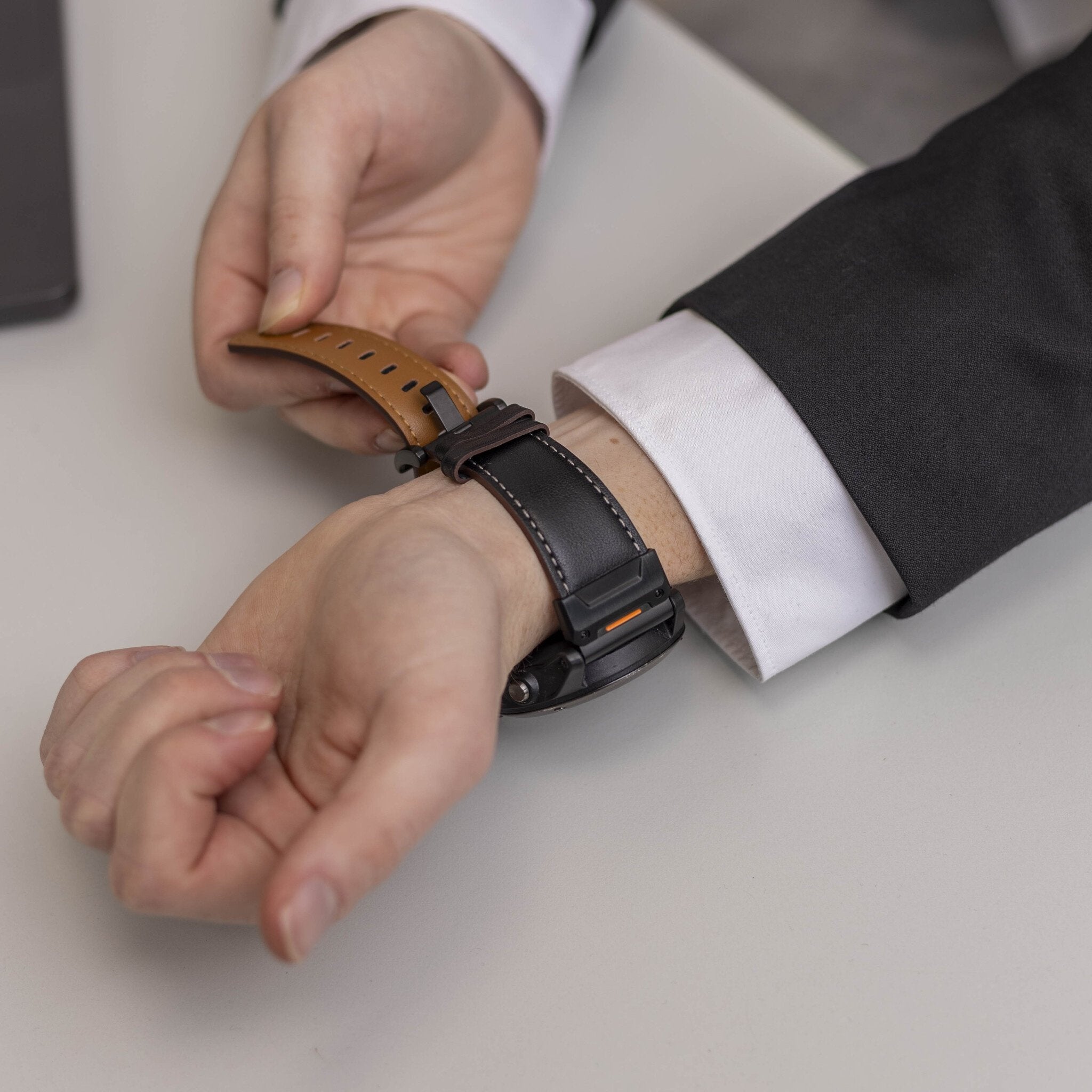 Garmin Approach S62 Genuine Leather Strap (Black)