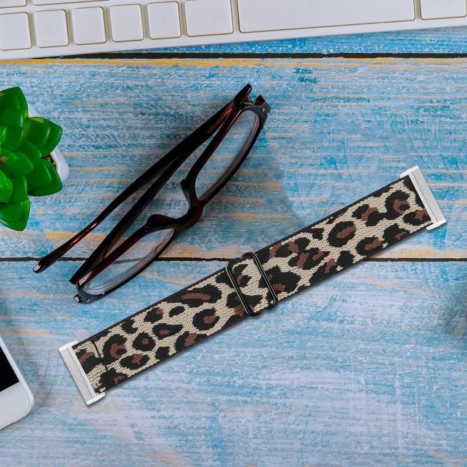 Fitbit Versa 4 Elastic Strap (Leopard)