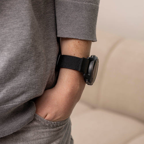 Correa nylon con hebilla Garmin Fenix 8 - 51mm (negro)