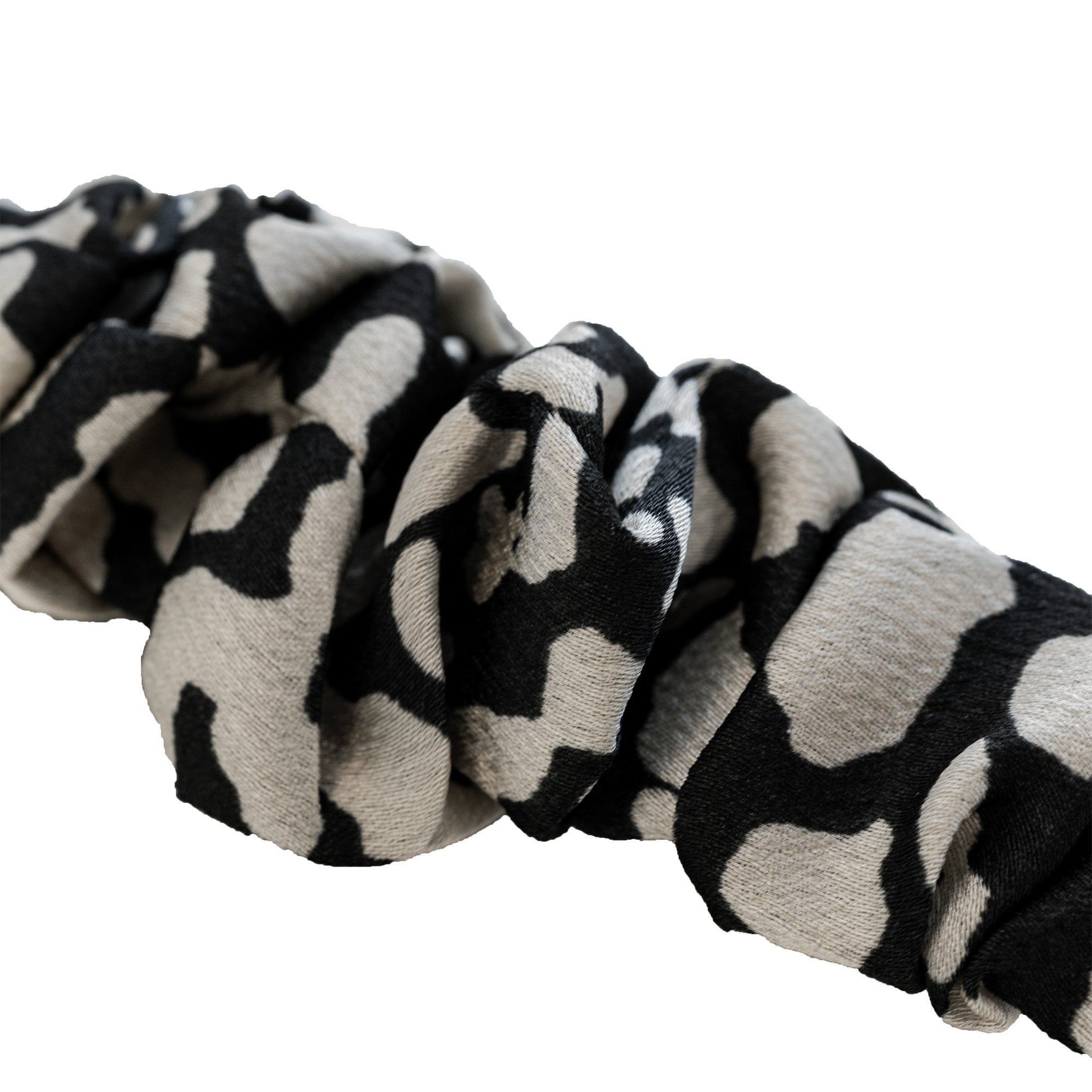 Garmin Venu 3s Scrunchie Strap (Spotted)