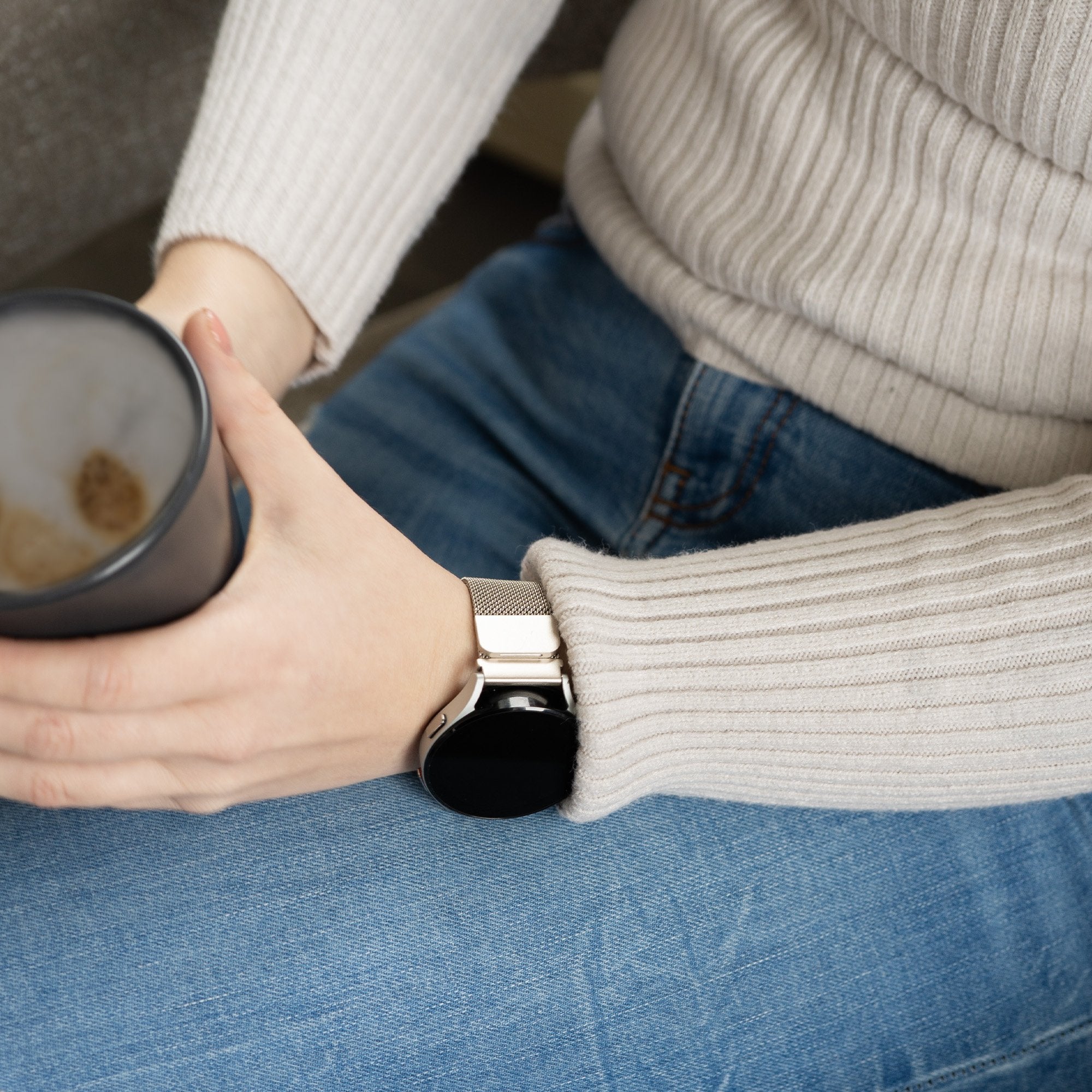 Samsung Galaxy Watch 5 - 44mm Milanese Strap (Starlight)