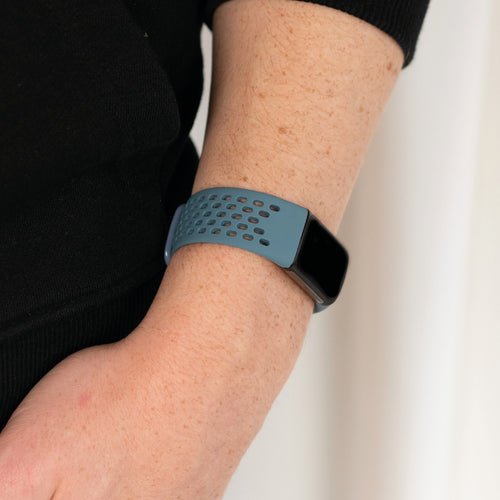 Fitbit Charge 6 Breathable Strap (Grey-blue)