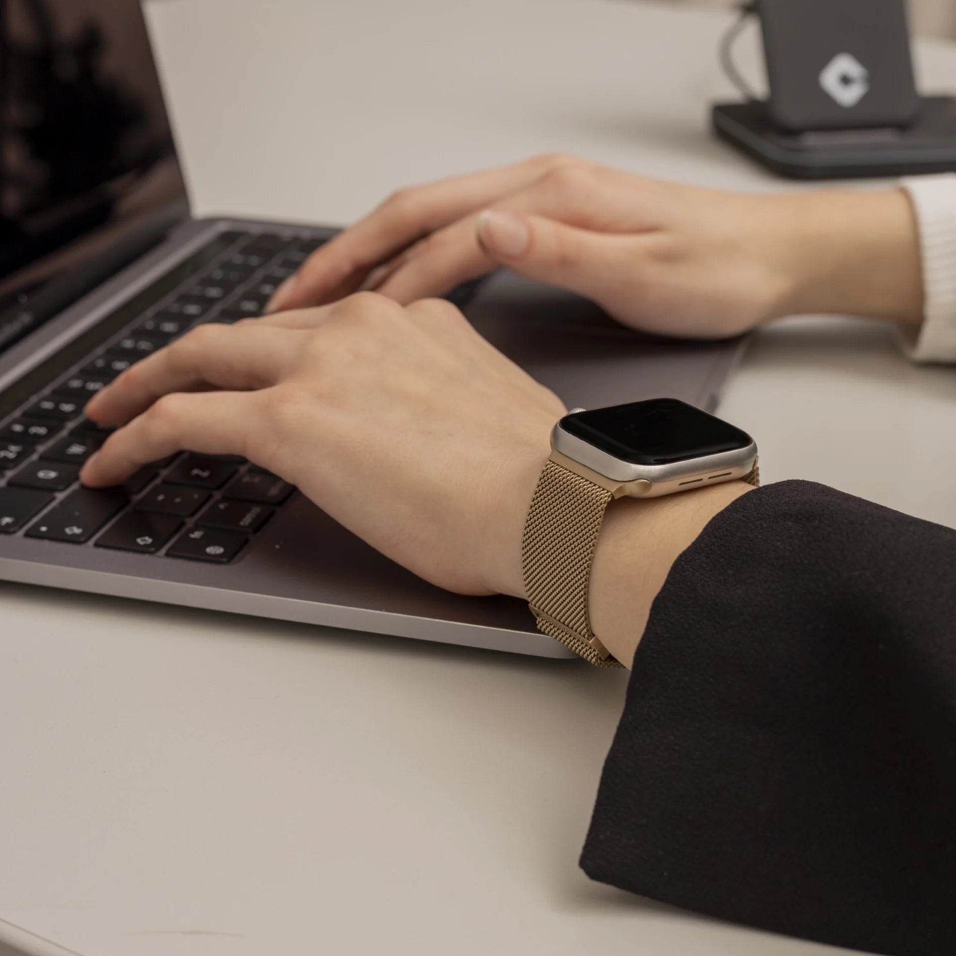 Correa milanesa Apple Watch (oro retro)