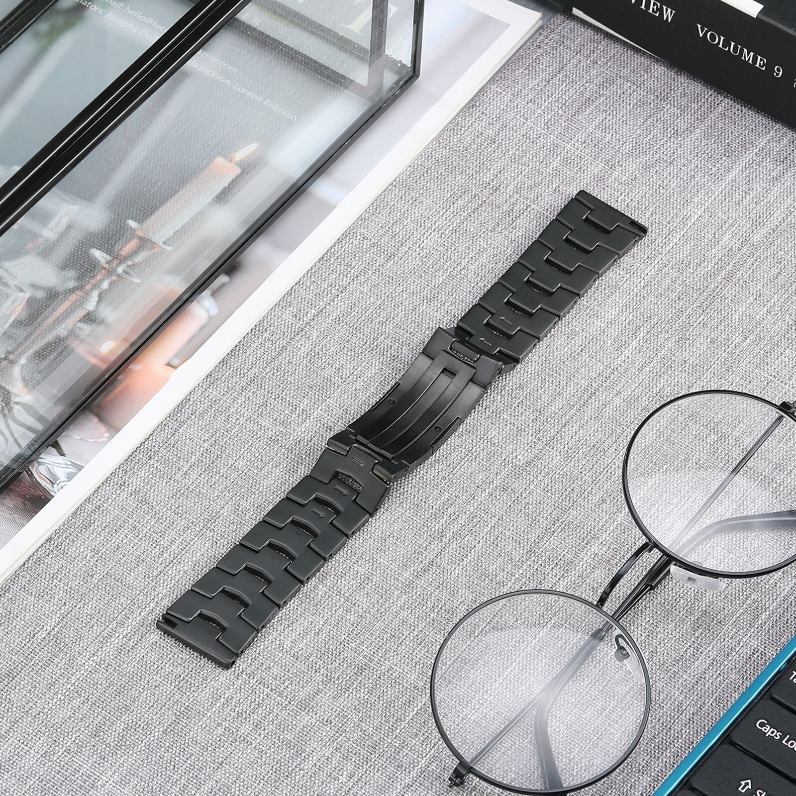 Coros Apex 46mm Titanium Grain Strap (Flat Buckle) (Black)