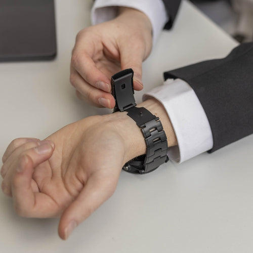 Garmin Fenix 7 Titanium Strap (Black)