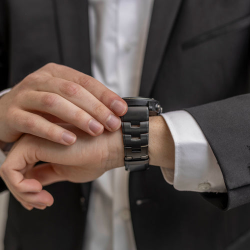 Garmin Epix Pro (Gen 2) 51mm Titanium Strap (Black)