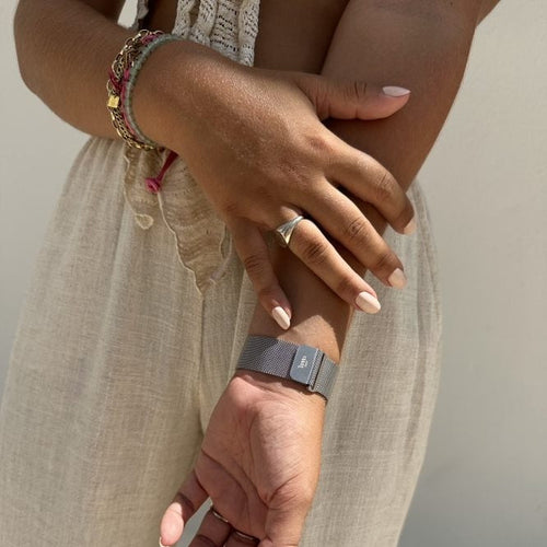 Correa milanesa xoxo Wildhearts Apple Watch (plateado)